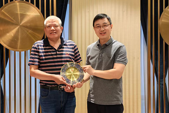 1693894819659246.jpg 杨w.jpg